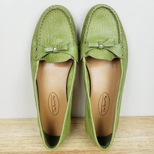 Talbots Leather Green Loafer Moccasin Flat Sz 6
